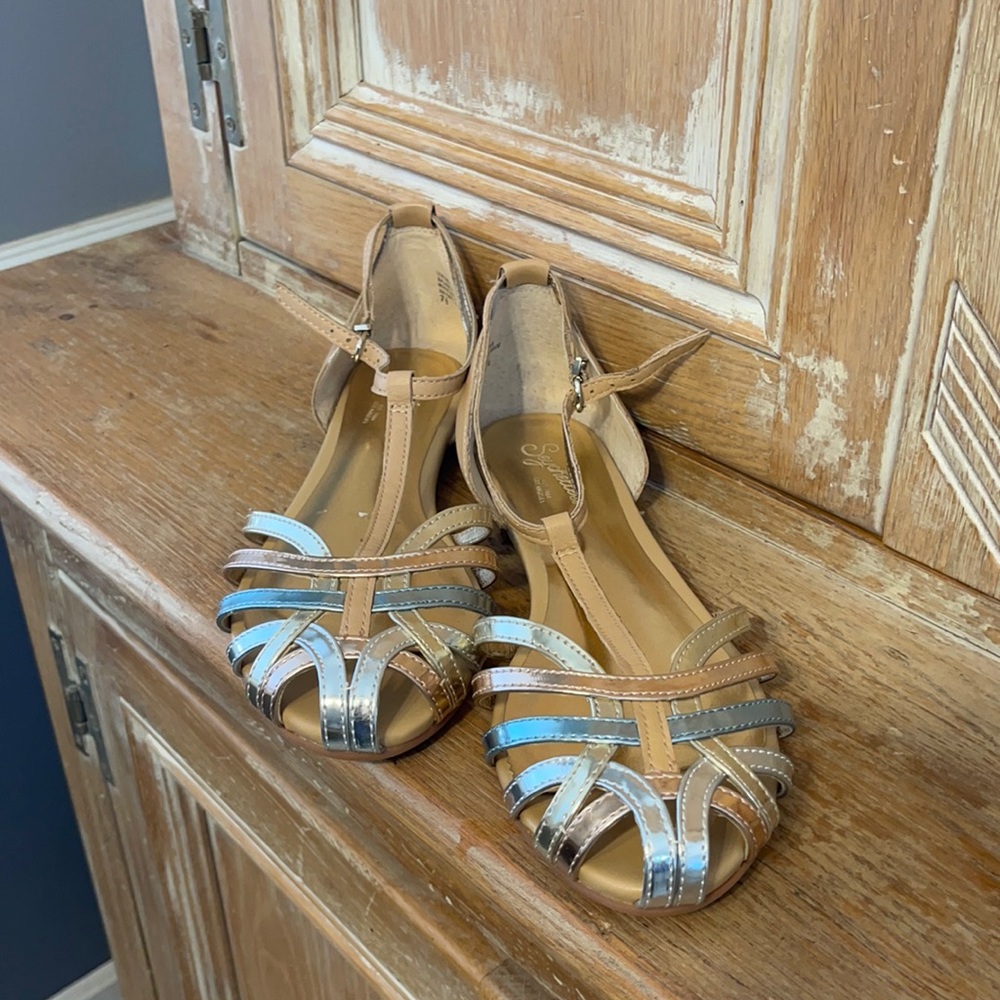Seychelles Gold sandals